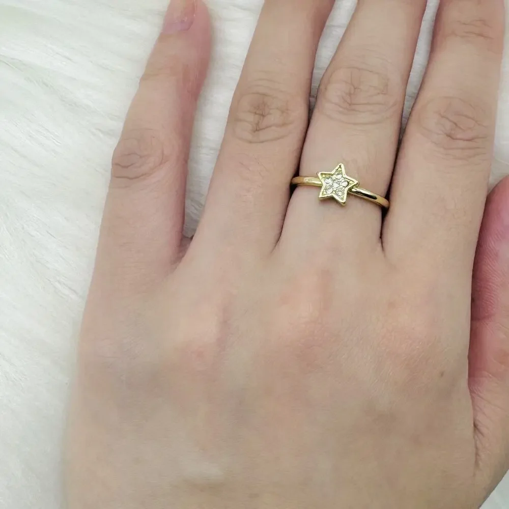 Dainty Chic Sparkly Star Promise Ring Size 6